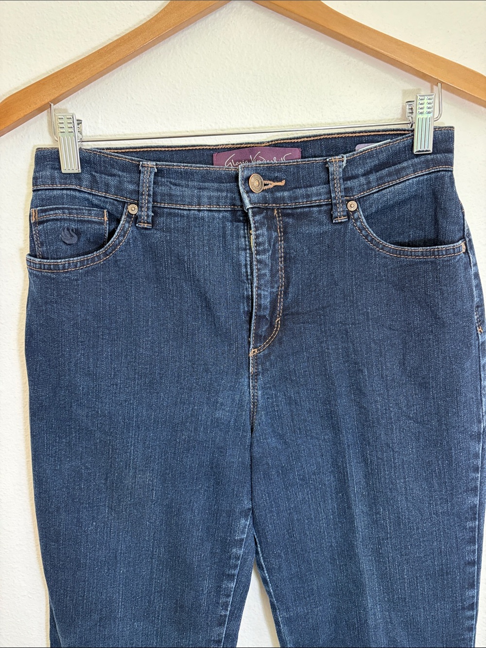 Gloria Vanderbilt Amanda Dark Blue Straight Jeans - Picture 2 of 7